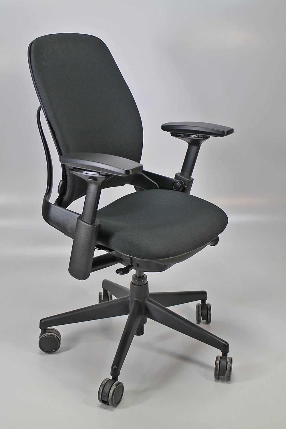 Steelcase chairs steelcase leap v2